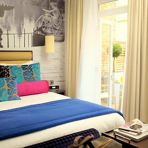Camera premium con letto queen size